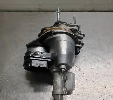 Renault Zoe Brake booster 472107190R 3B0S0021 0204N00127