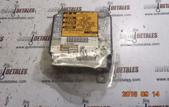 Toyota Avensis Verso Airbag control unit/module 8917044040