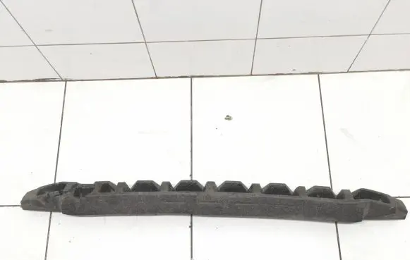 Front bumper foam support bar