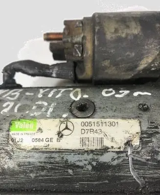 Mercedes-Benz Vito Viano W638 Starter motor 0051511301 D7R43