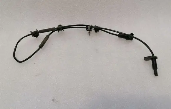 Tesla Model 3 ABS brake wheel speed sensor 104476100F