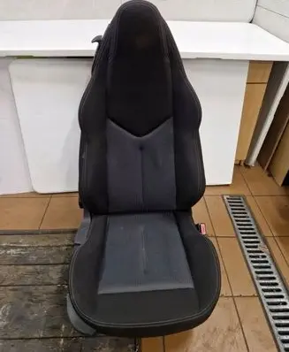 Peugeot RCZ Front passenger seat 