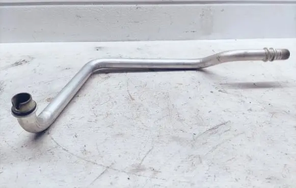 Volvo V70 Engine coolant pipe/hose