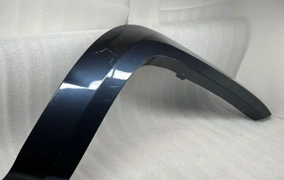 Volkswagen Amarok Fender trim (molding) 2HH853718 DNB16850