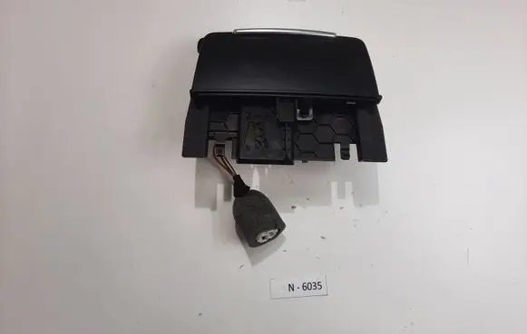 Audi A4 S4 B8 8K Ashtray (front) 8K0857951C