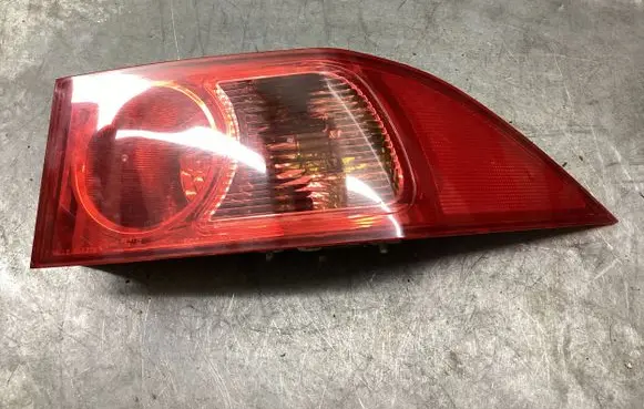 Honda Accord Rear/tail lights P5472R 1890