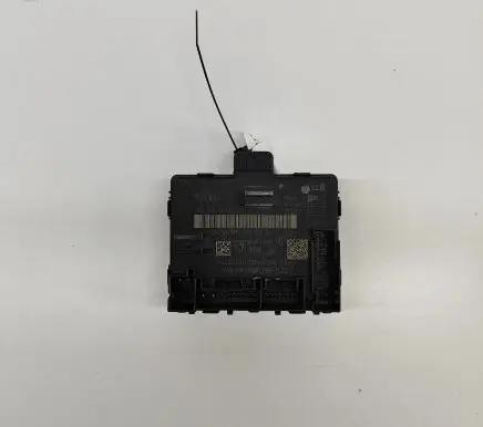 Porsche Cayenne (9Y0 9Y3) Door control unit/module 4M1959592D