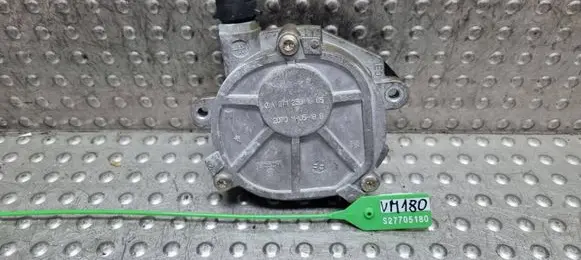 Mercedes-Benz SLK R172 Vacuum pump S27705180 A2712301665