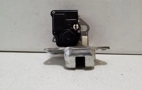 Dodge Nitro Tailgate/trunk/boot lock/catch/latch