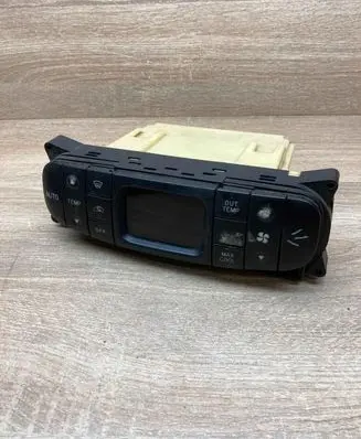 Mitsubishi Carisma Climate control unit MB947679 CAB502A005 WithPlug