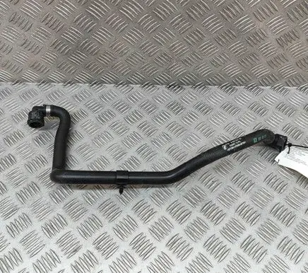 BMW iX Engine coolant pipe/hose 8833637