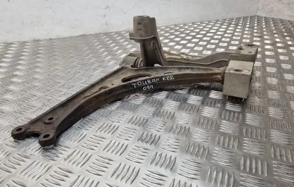 Front lower control arm/wishbone