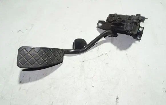 Audi A4 S4 B6 8E 8H Accelerator throttle pedal