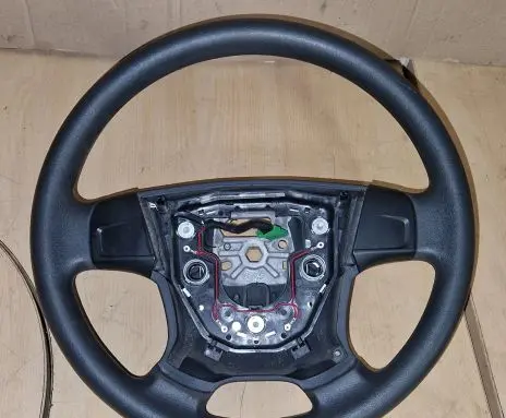 Volvo V70 Steering wheel