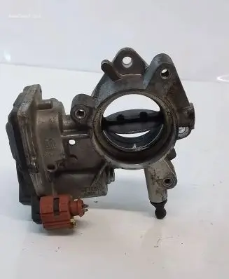 Opel Insignia A Electric throttle body valve 55564164