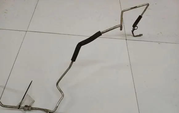 Nissan Primera Air conditioning (A/C) pipe/hose 