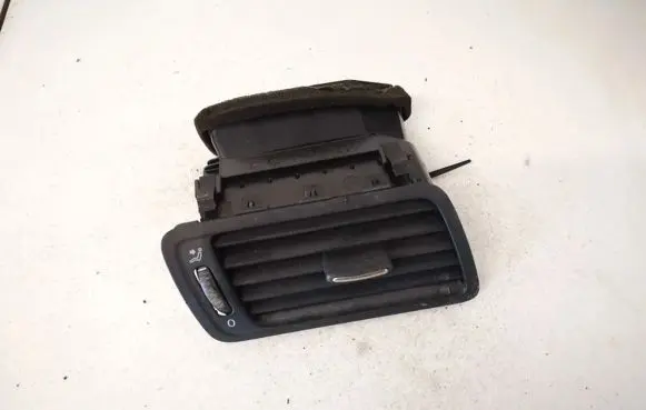 Dash center air vent grill