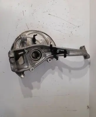 Audi A6 S6 C8 4K Front wheel hub spindle knuckle 4K0407560D