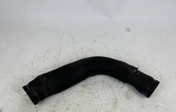 Maserati Levante Intercooler hose/pipe 670039138
