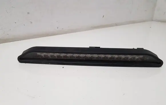 Opel Zafira A Third/center stoplight 90582025