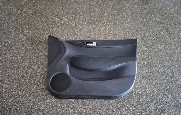 Hyundai i20 (PB PBT) Front door card panel trim 823601J010