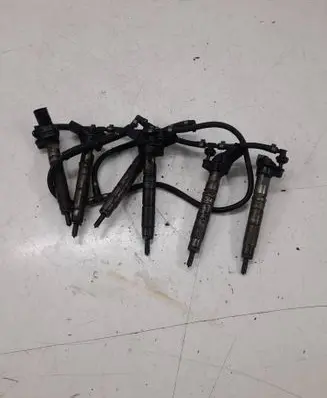 Fuel injectors set