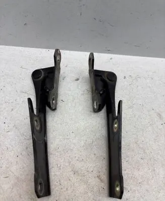 Mitsubishi Outlander Engine bonnet/hood hinges