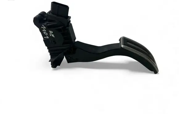 Volkswagen Golf VII Accelerator throttle pedal 5Q1723503H