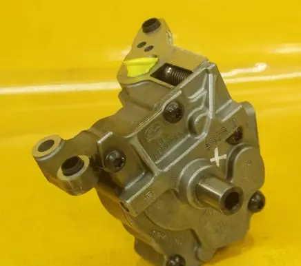 Audi A4 S4 B8 8K Oil pump 059115105BK 059115105BM 059115105BL