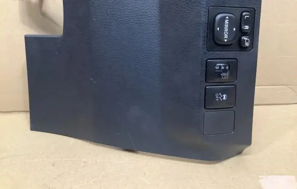 Toyota RAV 4 (XA40) Wing mirror switch 5554542040 183575