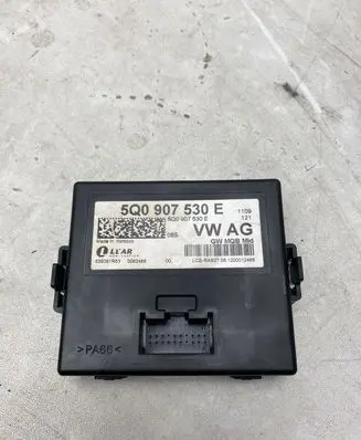 Volkswagen Golf VII Gateway control module 5Q0907530E