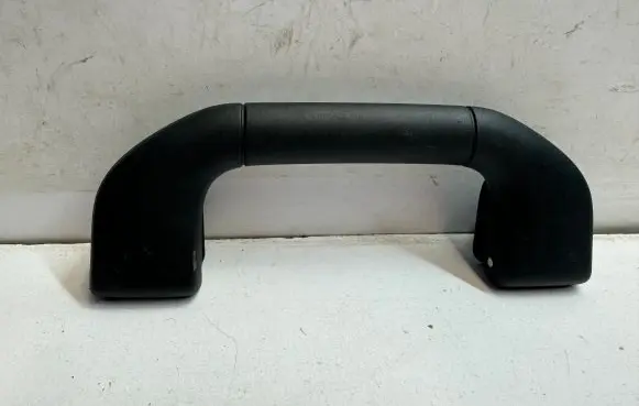 Mercedes-Benz CLS C218 X218 Front interior roof grab handle A2048100051