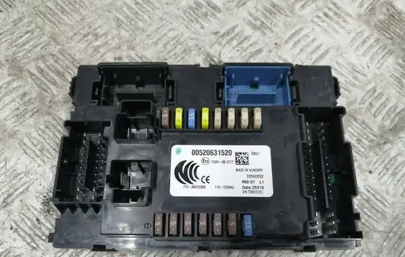 Fiat Tipo Fuse module 00520631520 28560552 116RI000777