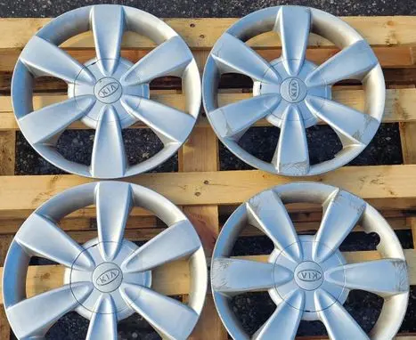 KIA Ceed Wheel nut cap/cover 
