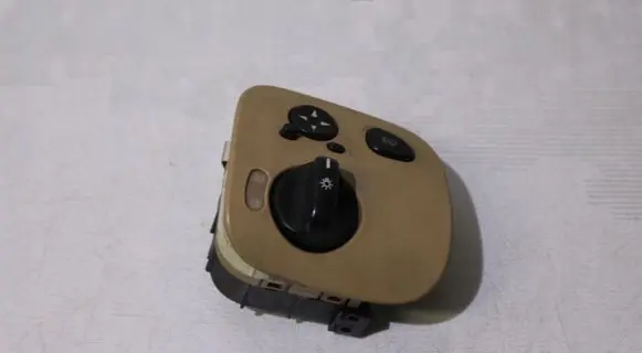 Mercedes-Benz C W203 Light switch 2035450904
