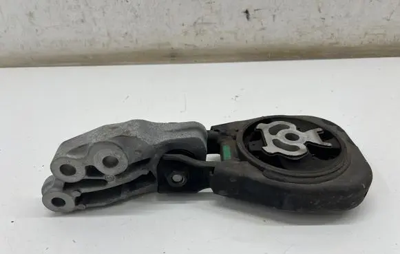 Mazda 3 Gearbox mount 