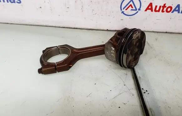 BMW X5 F15 Piston with connecting rod 7624615 11247624615 7586492