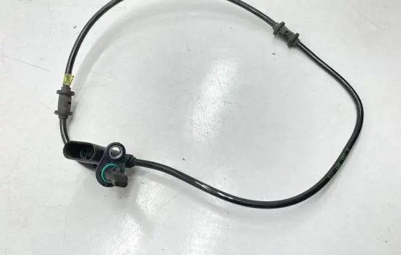 Mercedes-Benz GLC X253 C253 ABS rear brake sensor A2539052500
