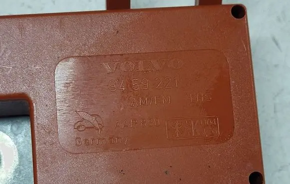 Volvo V70 Aerial antenna amplifier 9459221 AAR830