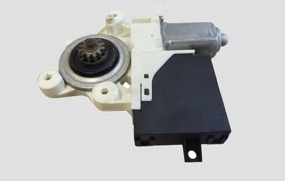 Volvo V50 Rear door window regulator motor 30724755 992753107