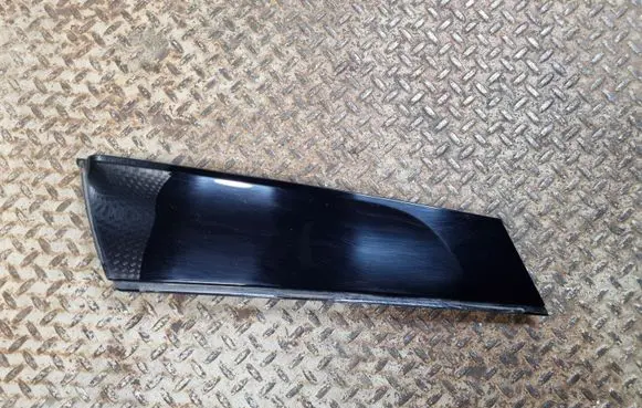 Mini One - Cooper F56 F55 Rear side glass trim 7328876