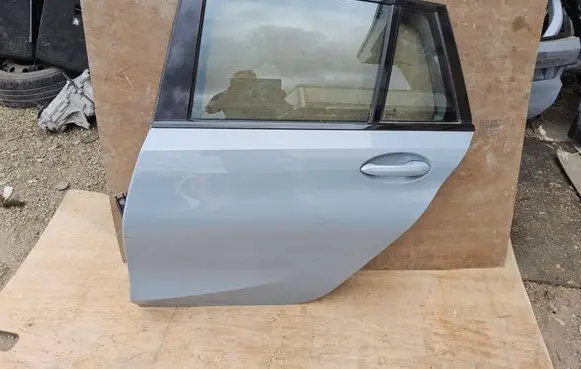 BMW 3 G20 G21 Rear door
