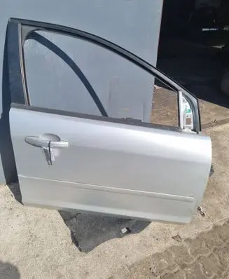 Ford C-MAX I Front door 