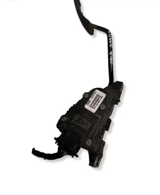 Volvo S40, V40 Accelerator throttle pedal 30865642