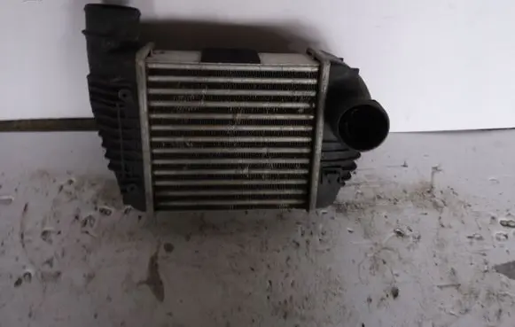 Audi A6 S6 C6 4F Intercooler radiator
