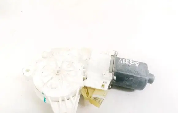 Mercedes-Benz ML W164 Front door window regulator motor A2518200842