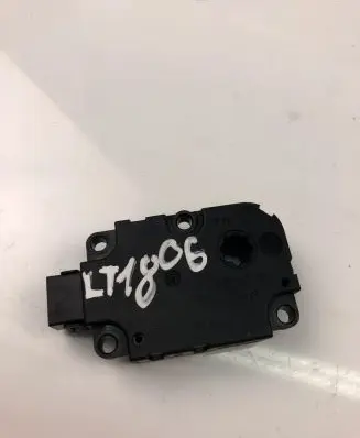 Audi A6 Allroad C6 Intake manifold valve actuator/motor HEUT0045K