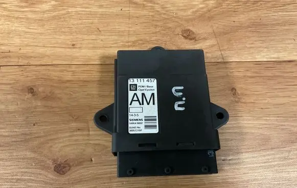 Opel Signum Door control unit/module 13111457