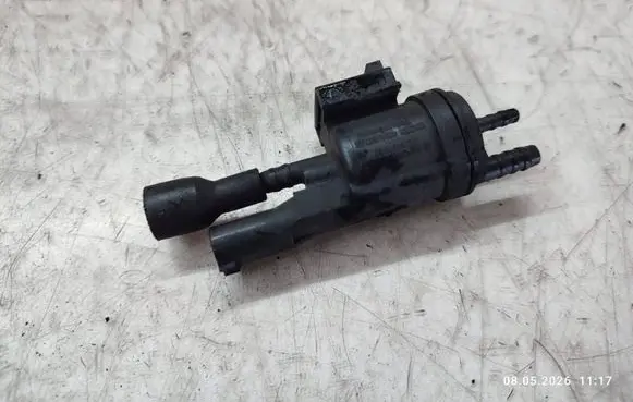 Mercedes-Benz C W204 Vacuum valve 0025407097