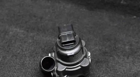 Audi A3 S3 8V EGR valve 06K131097M